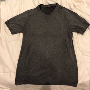 Lulu lemon workout tee